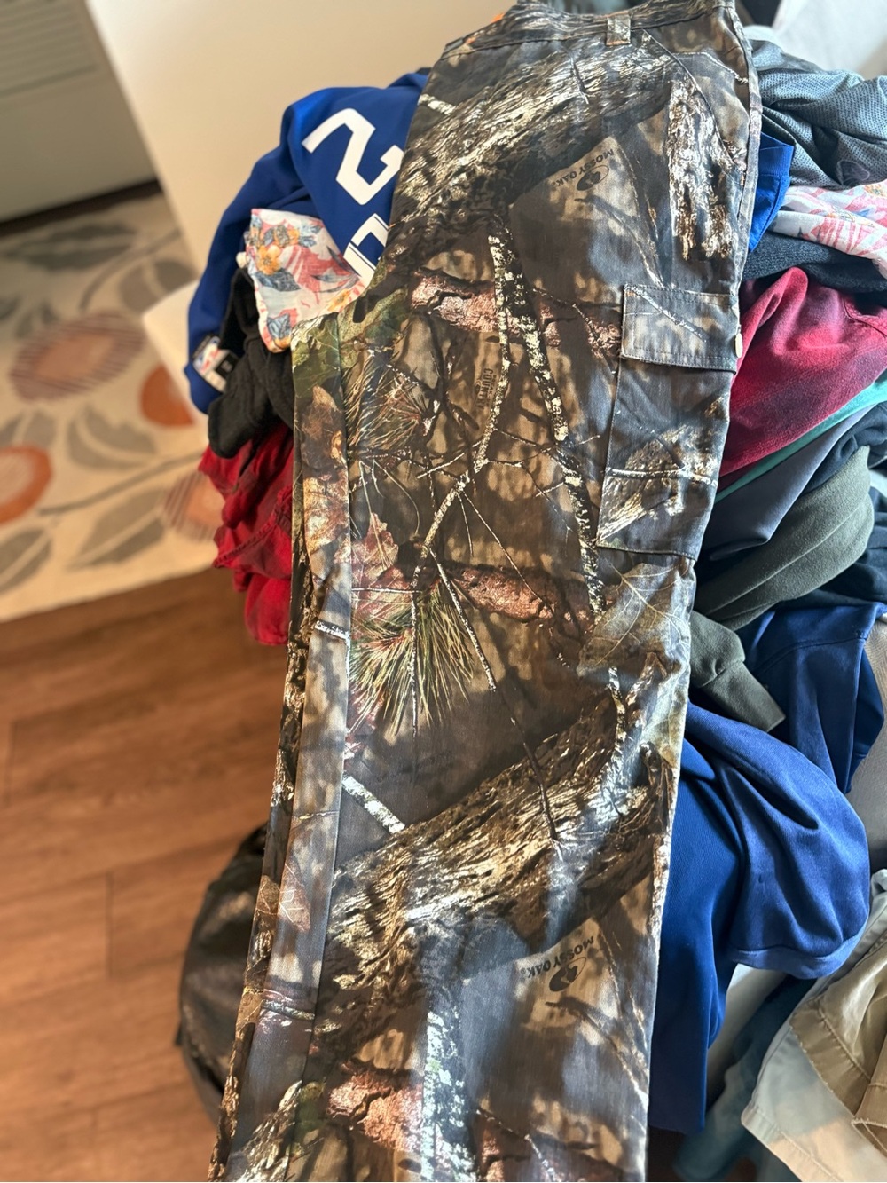 Field & Stream Mens Camouflage Cargo Joggers in Brown/Green